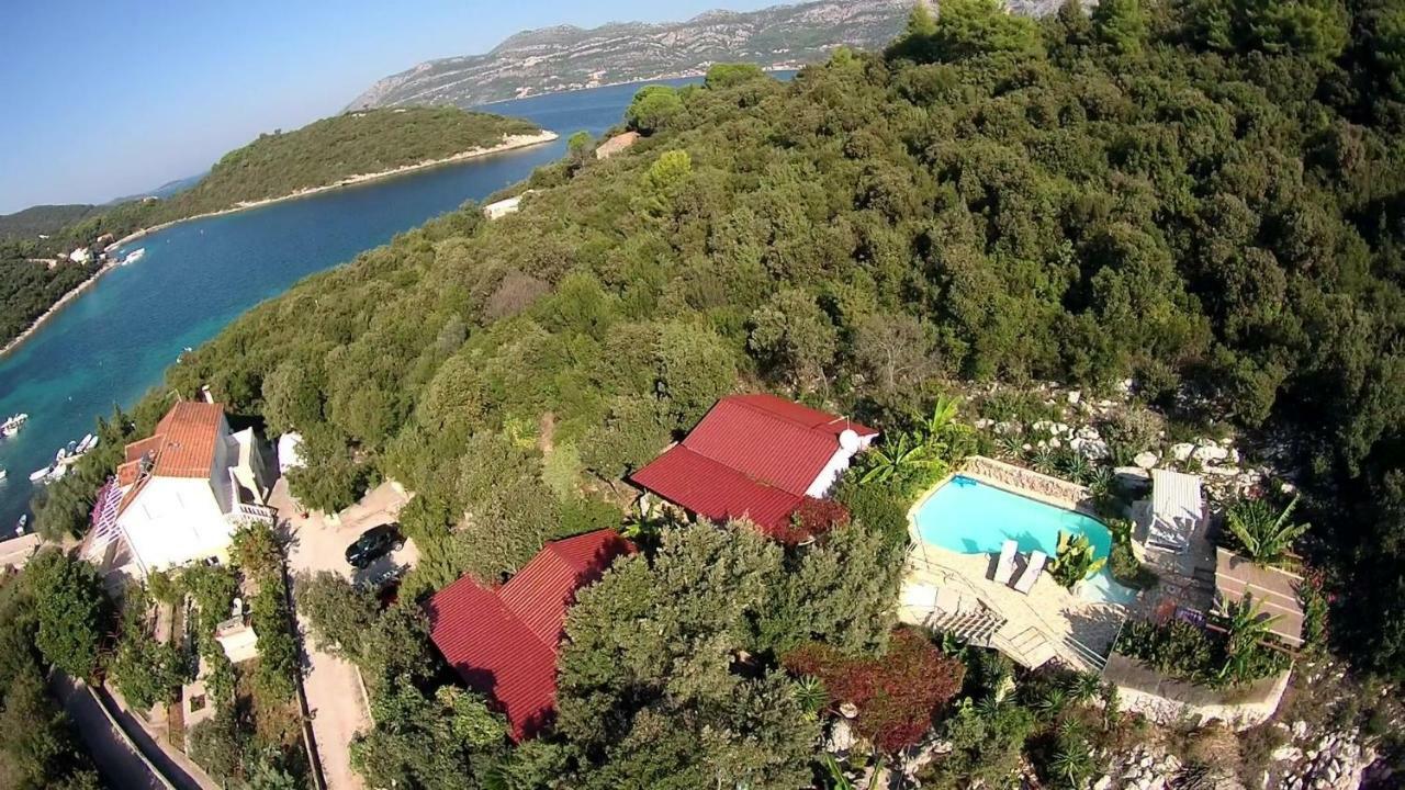 Relax Tiny Villas 40 Meters Of The Beach Zrnovo Exterior foto